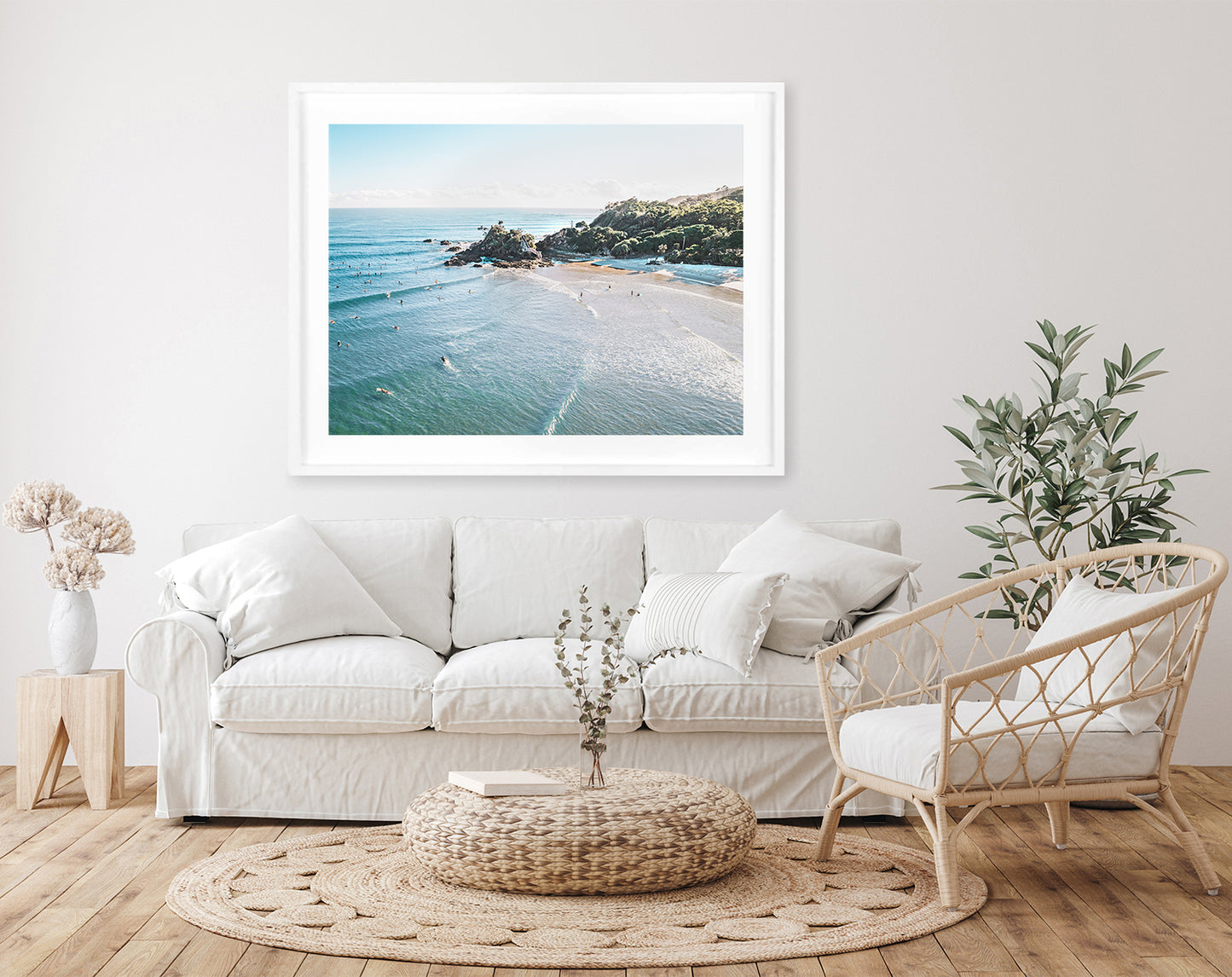G048 - BYRON BAY