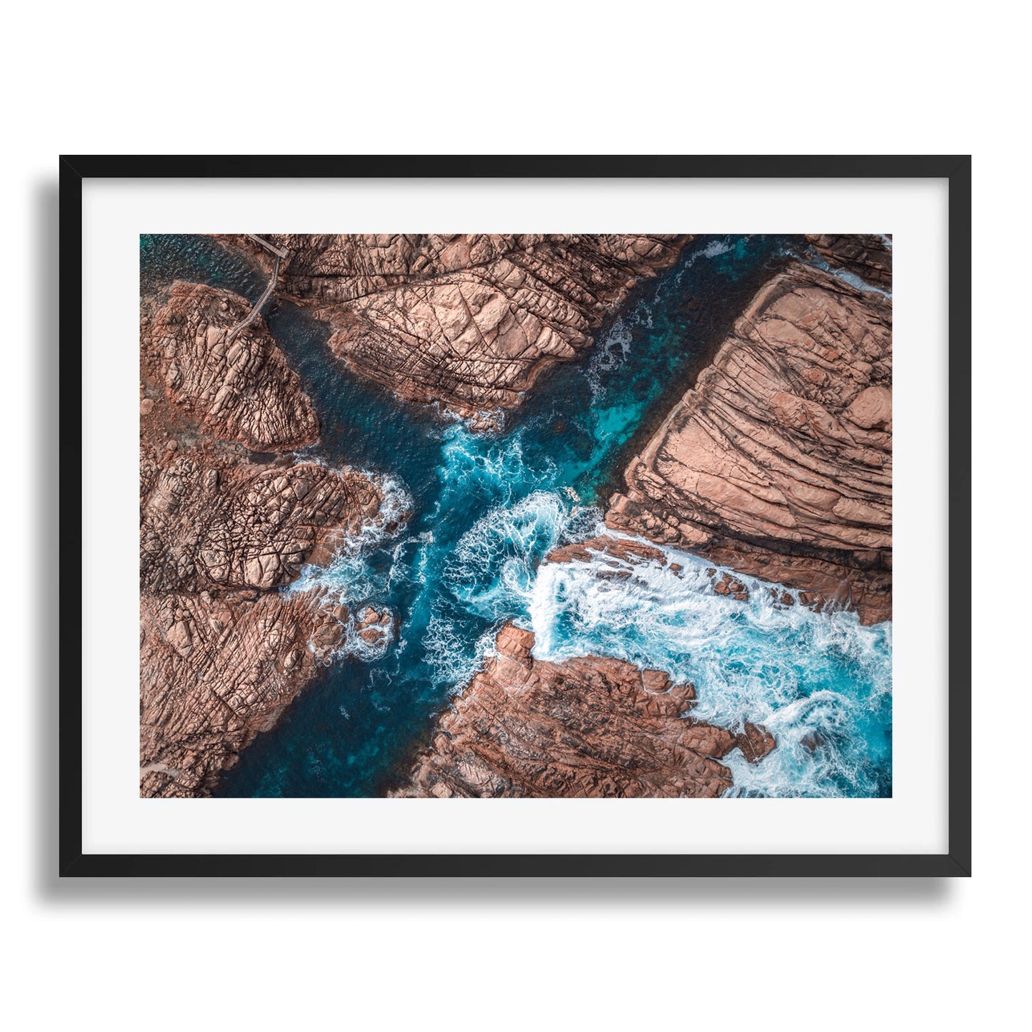 G053 - CANAL ROCKS
