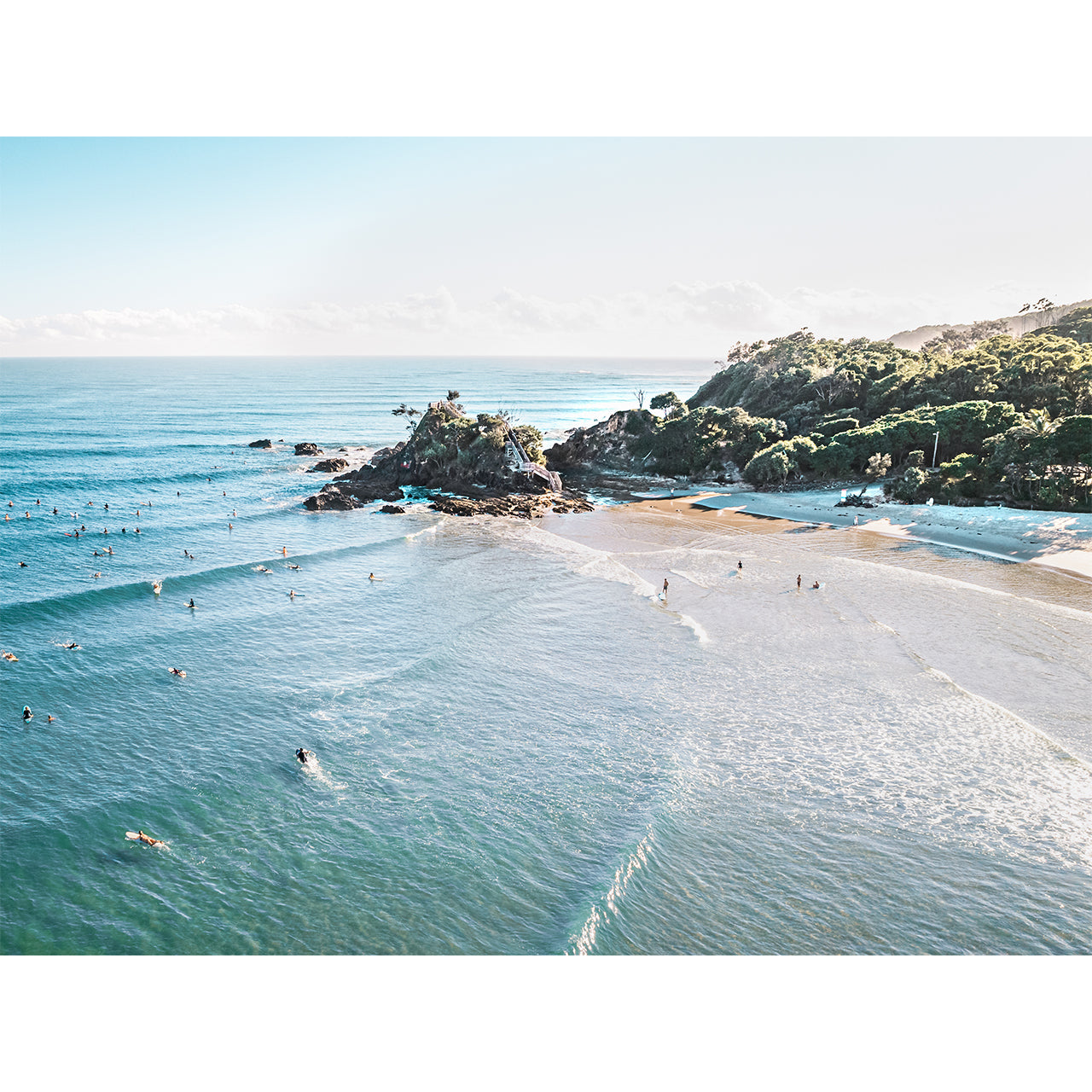G048 - BYRON BAY
