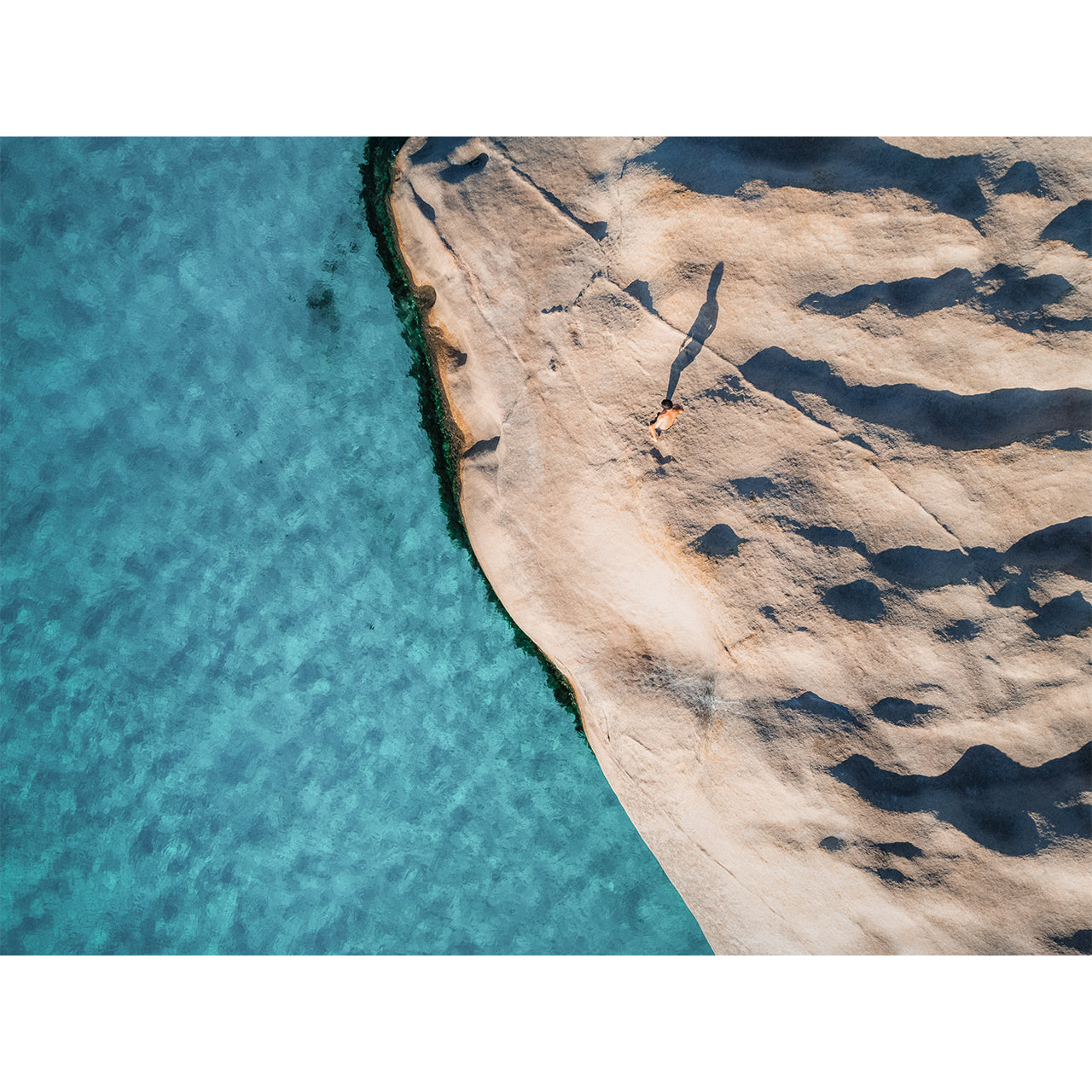 G018 - TWILIGHT BEACH