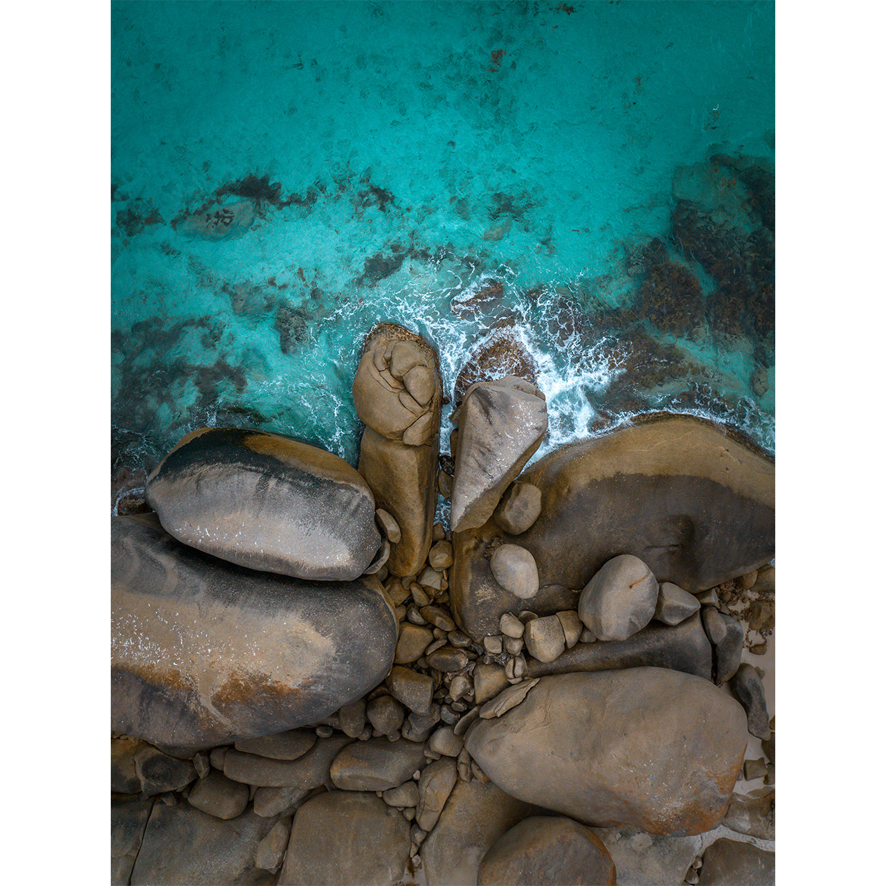 G010 - BETTY'S BEACH